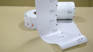 Χαρτί πλαστικό σύνθετο φιλμ σε ρολό Φιλικό προς το περιβάλλον Χύμα για μάρκες συσκευασίας