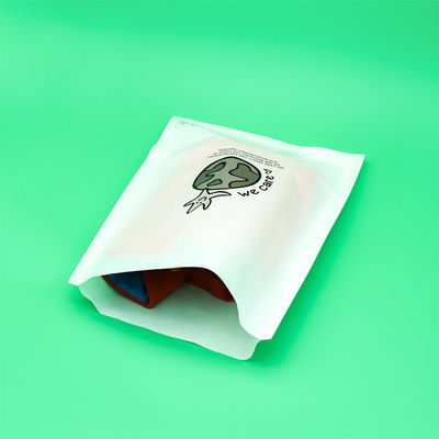 Μικρές γυάλινες σακούλες διακοσμημένες για μπισκότα