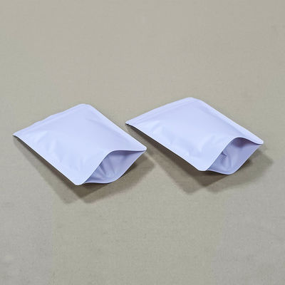 Ετοιμασμένες για το ράφι λαμπερές τσάντες που κάνουν το εμπορικό σήμα σας να λάμπει